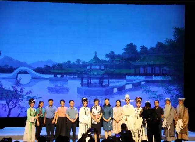 戏曲舞台一级香蕉视频在线