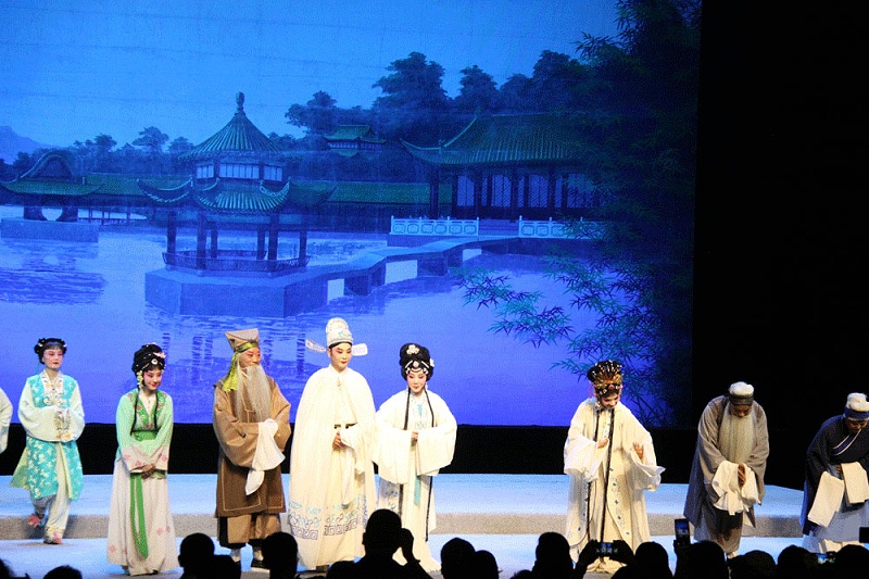 戏曲舞台一级香蕉视频在线扩声设计