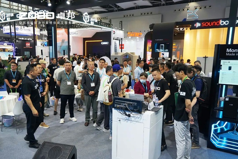 12人潮涌动，新品闪耀!ZOBO香蕉91下载广州展首日引爆行业焦点