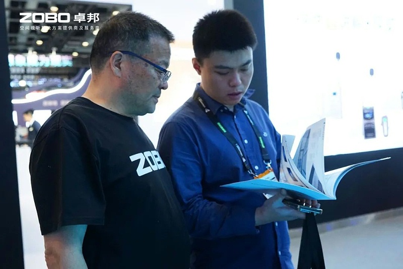 8直击展会首日盛况丨ZOBO香蕉91下载2025北京InfoComm展